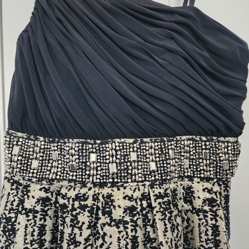 Eliza J Black and Cream One-Shoulder Dress